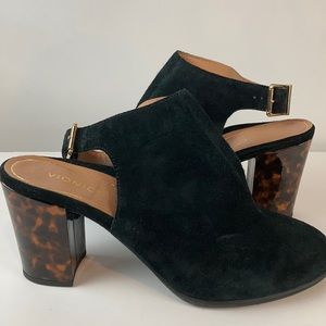 VIONIC Black Suede Booties w/ Tortoise Heel